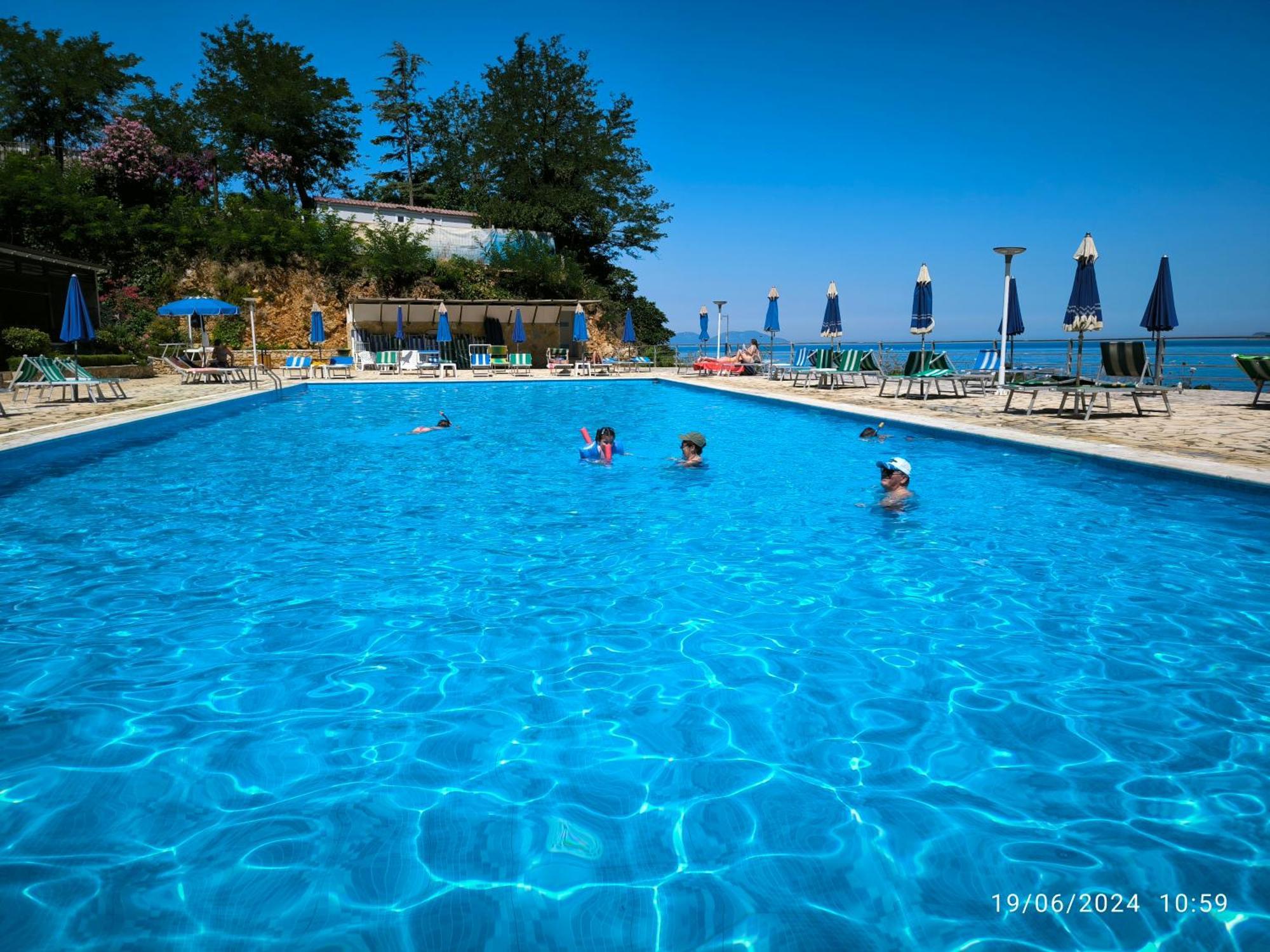 Artemis Beach House Wlora Zewnętrze zdjęcie